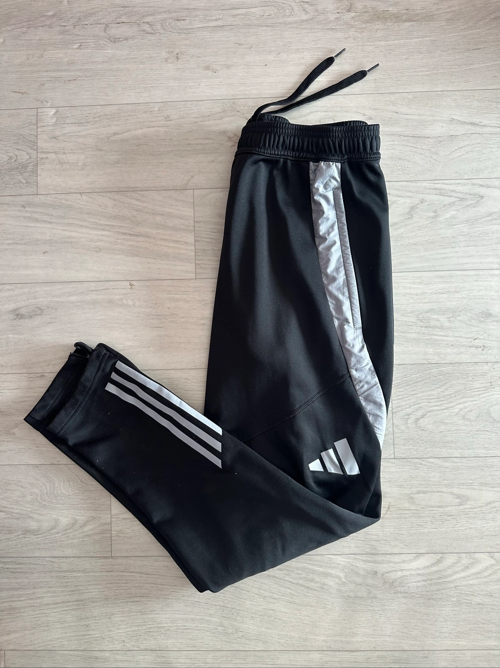 Complete adidas-set met capuchon – photo 2